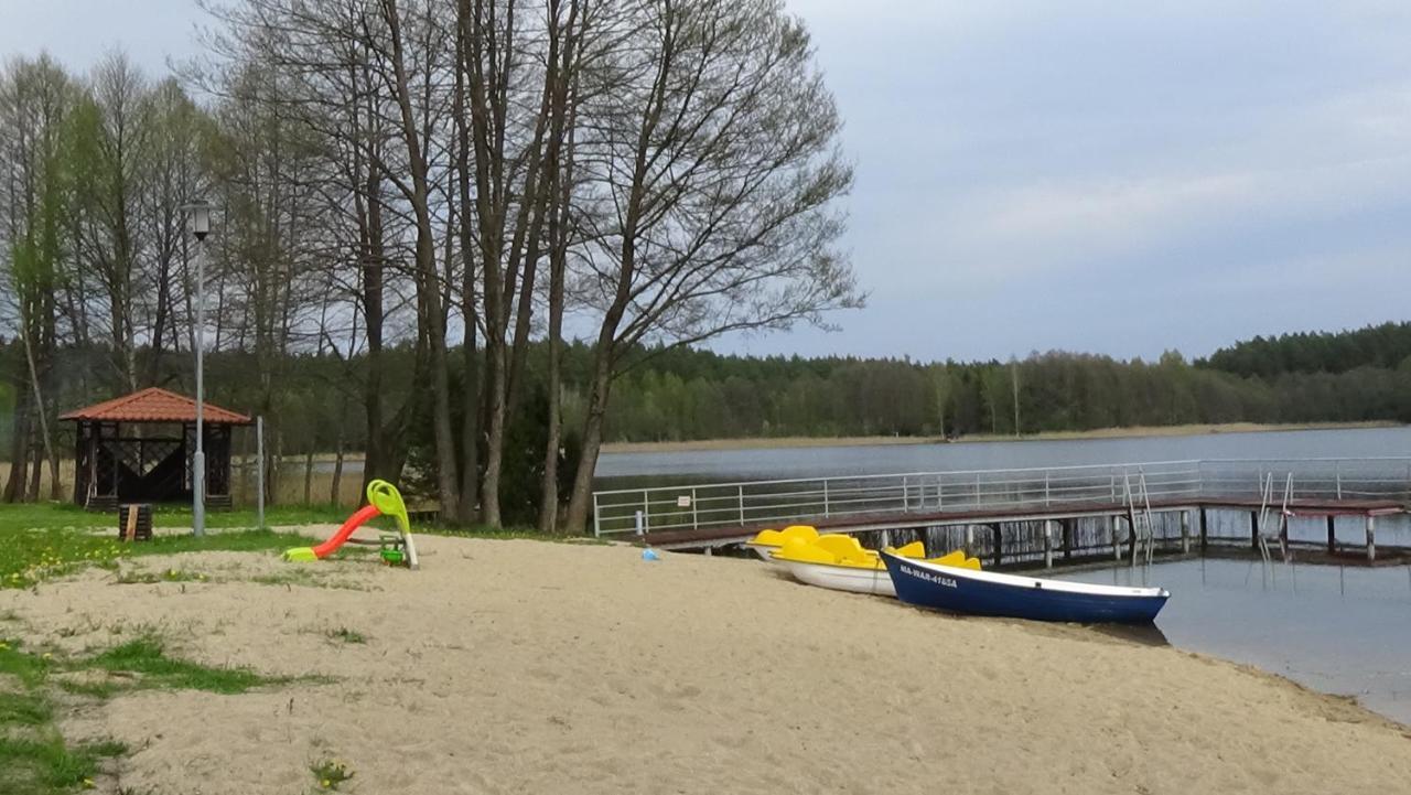 Willa Domek letniskowy nad jeziorem Marksewo Zewnętrze zdjęcie